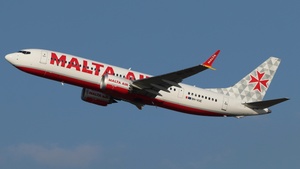 Photo of 9H-VUE - Boeing 737 MAX 8-200 operated by Malta Air