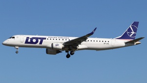 Photo of SP-LNL - Embraer ERJ-195AR operated by LOT Polish Airlines