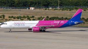 Photo of 9H-WAP - Airbus A321-271NX operated by Wizz Air Malta