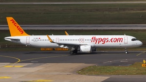 Photo of TC-RBC - Airbus A321-251NX operated by Pegasus Airlines