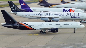 G-ZAPX - Boeing 757-256