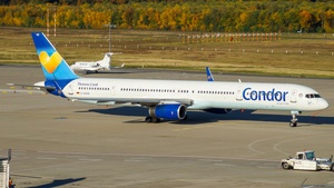 Photo of D-ABOE - Boeing 757-330 operated by Condor