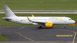 Photo of EC-NDB - Airbus A320-271N operated by Vueling