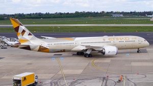 Photo of A6-BLI - Boeing 787-9 Dreamliner operated by Etihad Airways