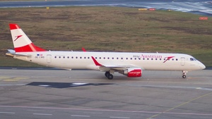 Photo of OE-LWD - Embraer ERJ-195LR operated by Austrian Airlines