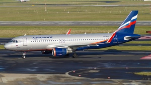 Photo of VQ-BPU - Airbus A320-214 operated by Aeroflot