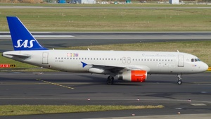 Photo of OY-KAN - Airbus A320-232 operated by SAS Scandinavian Airlines