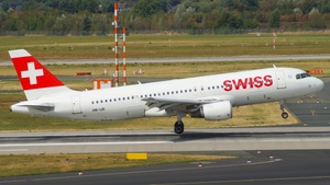 Photo of HB-IJE - Airbus A320-214 operated by Swiss International Air Lines