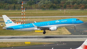 Photo of PH-EZS - Embraer ERJ-190STD operated by KLM Cityhopper
