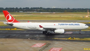 Photo of TC-JNL - Airbus A330-343 operated by Turkish Airlines