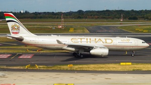 Photo of A6-EYM - Airbus A330-243 operated by Etihad Airways