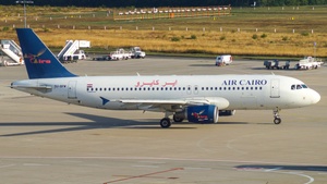 Photo of SU-BPW - Airbus A320-214 operated by Air Cairo