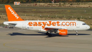 Photo of G-EZAS - Airbus A319-111 operated by easyJet
