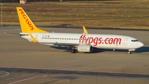 Photo of TC-IZE - Boeing 737-86J operated by Pegasus Airlines
