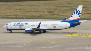 Photo of D-ASXS - Boeing 737-8AS operated by SunExpress Germany