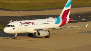 Photo of OE-LYV - Airbus A319-132 operated by Eurowings Europe