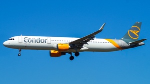 Photo of D-AIAC - Airbus A321-211 operated by Condor