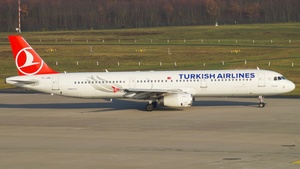 Photo of TC-JRK - Airbus A321-231 operated by Turkish Airlines