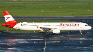 Photo of OE-LBF - Airbus A321-211 operated by Austrian Airlines