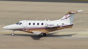 Photo of D-IGST - Hawker Beechcraft 390 Premier I operated by Peak Air