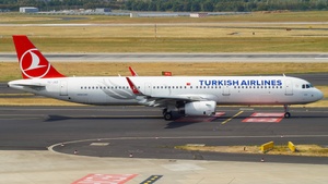 Photo of TC-JSZ - Airbus A321-231 operated by Turkish Airlines