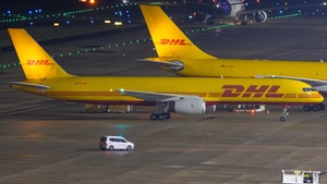 Photo of OE-LNH - Boeing 757-236(PCF) operated by DHL Air Austria