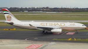 Photo of A6-EYL - Airbus A330-243 operated by Etihad Airways