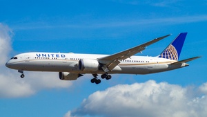Photo of N38950 - Boeing 787-9 Dreamliner operated by United Airlines