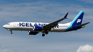 Photo of TF-ICS - Boeing 737 MAX 8 operated by Icelandair
