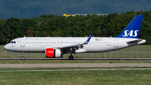 Photo of LN-RGN - Airbus A320-251N operated by SAS Scandinavian Airlines