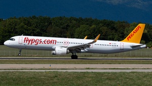 Photo of TC-RFE - Airbus A321-251NX operated by Pegasus Airlines