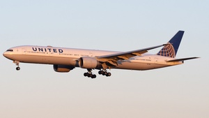 Photo of N2748U - Boeing 777-322(ER) operated by United Airlines