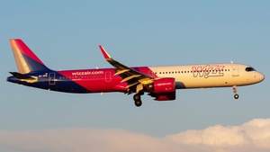 Photo of 9H-WMB - Airbus A321-271NX operated by Wizz Air Malta