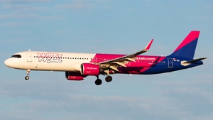 Photo of 9H-WDI - Airbus A321-271NX operated by Wizz Air Malta