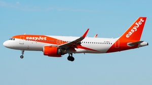 Photo of G-UZHJ - Airbus A320-251N operated by easyJet