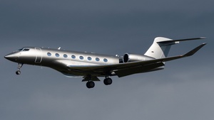 Photo of N8SW - Gulfstream G800 operated by Private