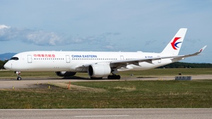 Photo of B-304D - Airbus A350-941 operated by China Eastern Airlines