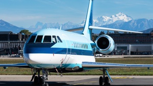 Photo of N8888 - Dassault Falcon 2000LX operated by Circadian Aviation