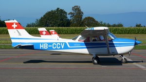 Photo of HB-CCV - Reims-Cessna F172M Skyhawk operated by Aéroformation