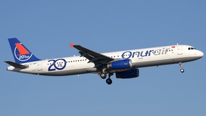 Photo of TC-OBV - Airbus A321-231 operated by Onur Air