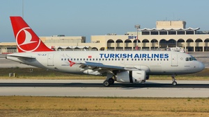 Photo of TC-JLV - Airbus A319-132 operated by Turkish Airlines