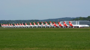 Photo of HB-JVP - Embraer ERJ-190LR operated by Helvetic Airways