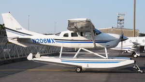 Photo of N206MX - Cessna 206H Stationair operated by Private