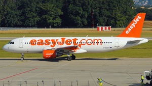 G-EZUT - Airbus A320-214