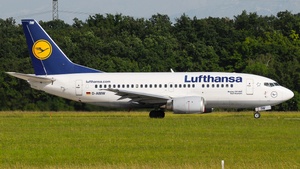 Photo of D-ABIW - Boeing 737-530 operated by Lufthansa