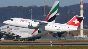 Photo of HB-IXQ - British Aerospace Avro RJ100 operated by Swiss International Air Lines