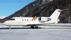 Photo of 9H-SIS - Bombardier Challenger 650 operated by Elitavia Malta