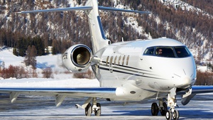 Photo of G-KSFR - Bombardier Challenger 300 operated by London Executive Aviation