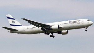 Photo of 4X-EAJ - Boeing 767-330(ER) operated by El Al Israel Airlines