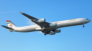 Photo of A6-EHH - Airbus A340-642 operated by Etihad Airways